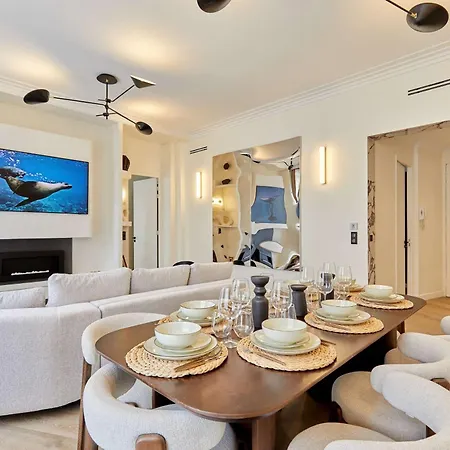 Apartment Luxurious Ac Beaubourg Le Marais Paris